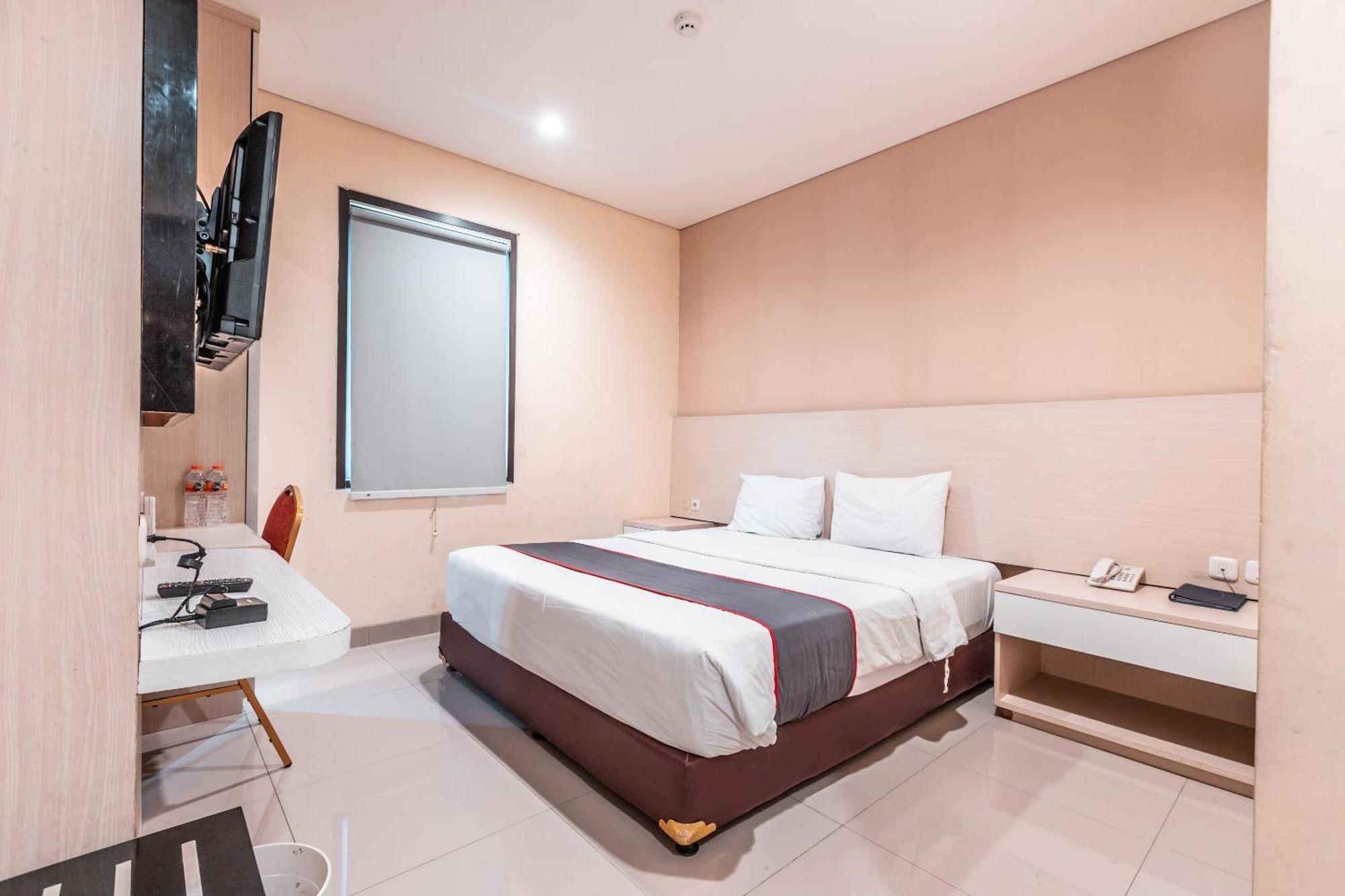 Collection O Hotel Igloo Bekasi Exterior photo