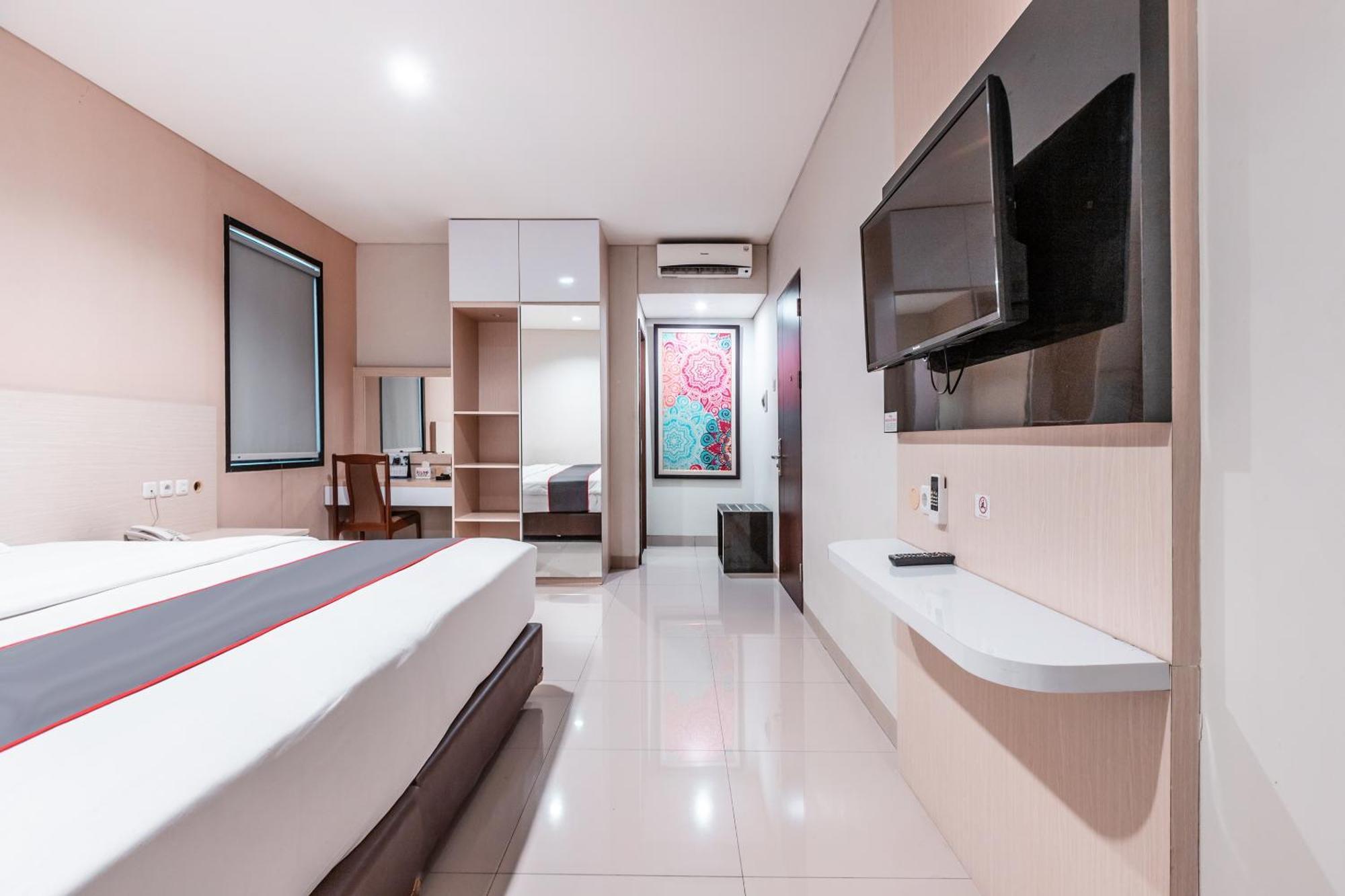 Collection O Hotel Igloo Bekasi Exterior photo