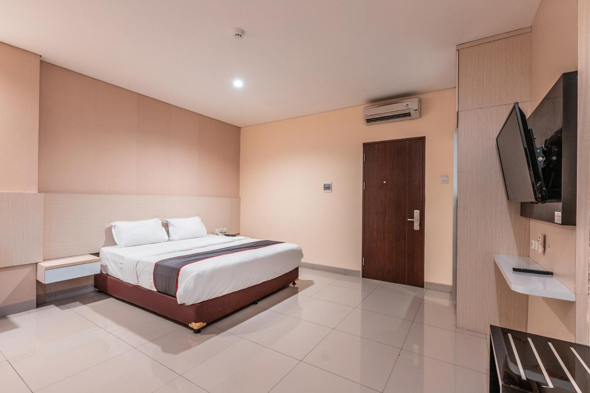 Collection O Hotel Igloo Bekasi Exterior photo